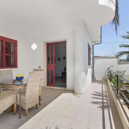 Rosimeli Villa